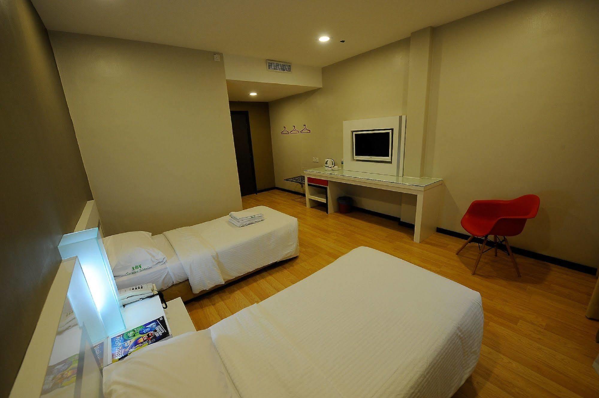 Oyo 232 The Suraya Hotel Kuantan Eksteriør billede