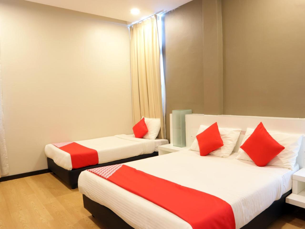 Oyo 232 The Suraya Hotel Kuantan Eksteriør billede
