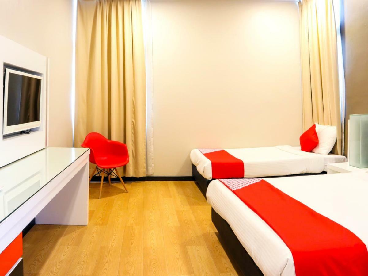 Oyo 232 The Suraya Hotel Kuantan Eksteriør billede